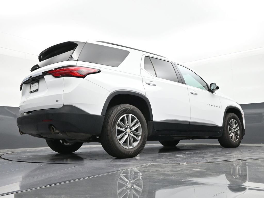 Used 2022 Chevrolet Traverse LT image 24