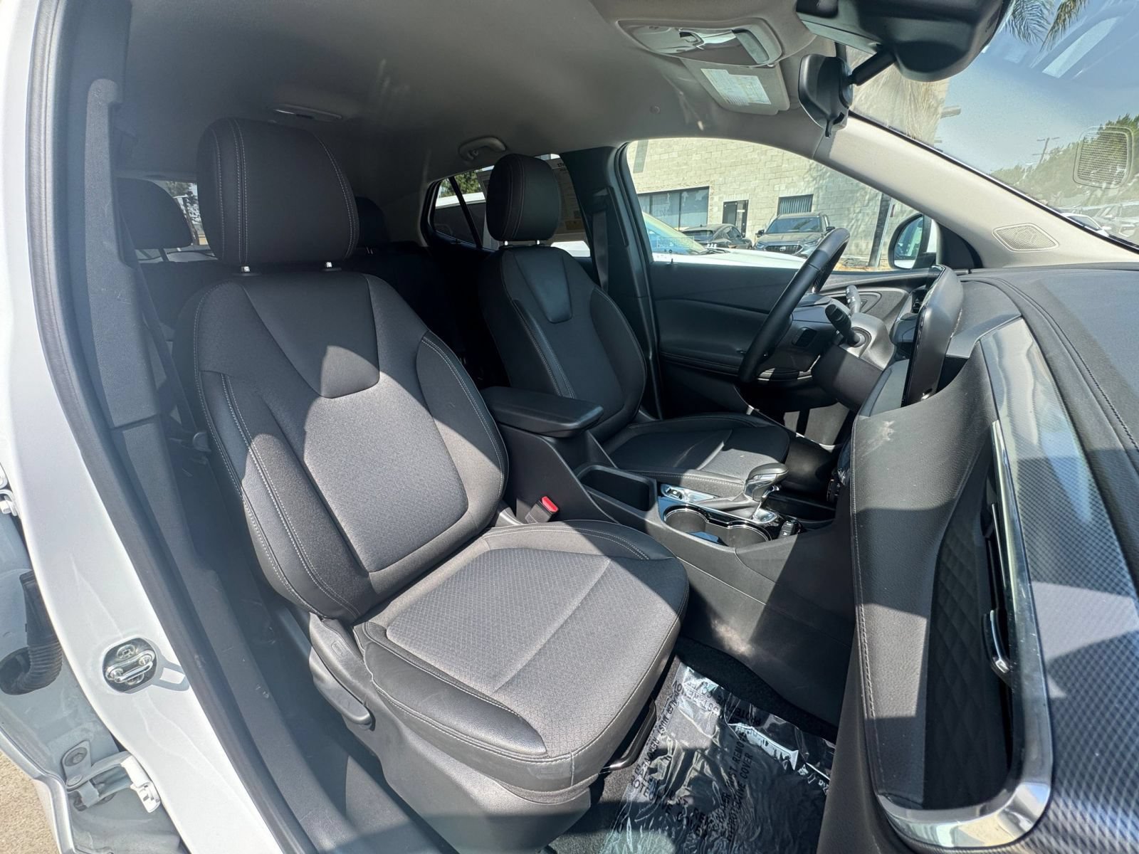Used 2025 Buick Encore GX Preferred FWD image 36