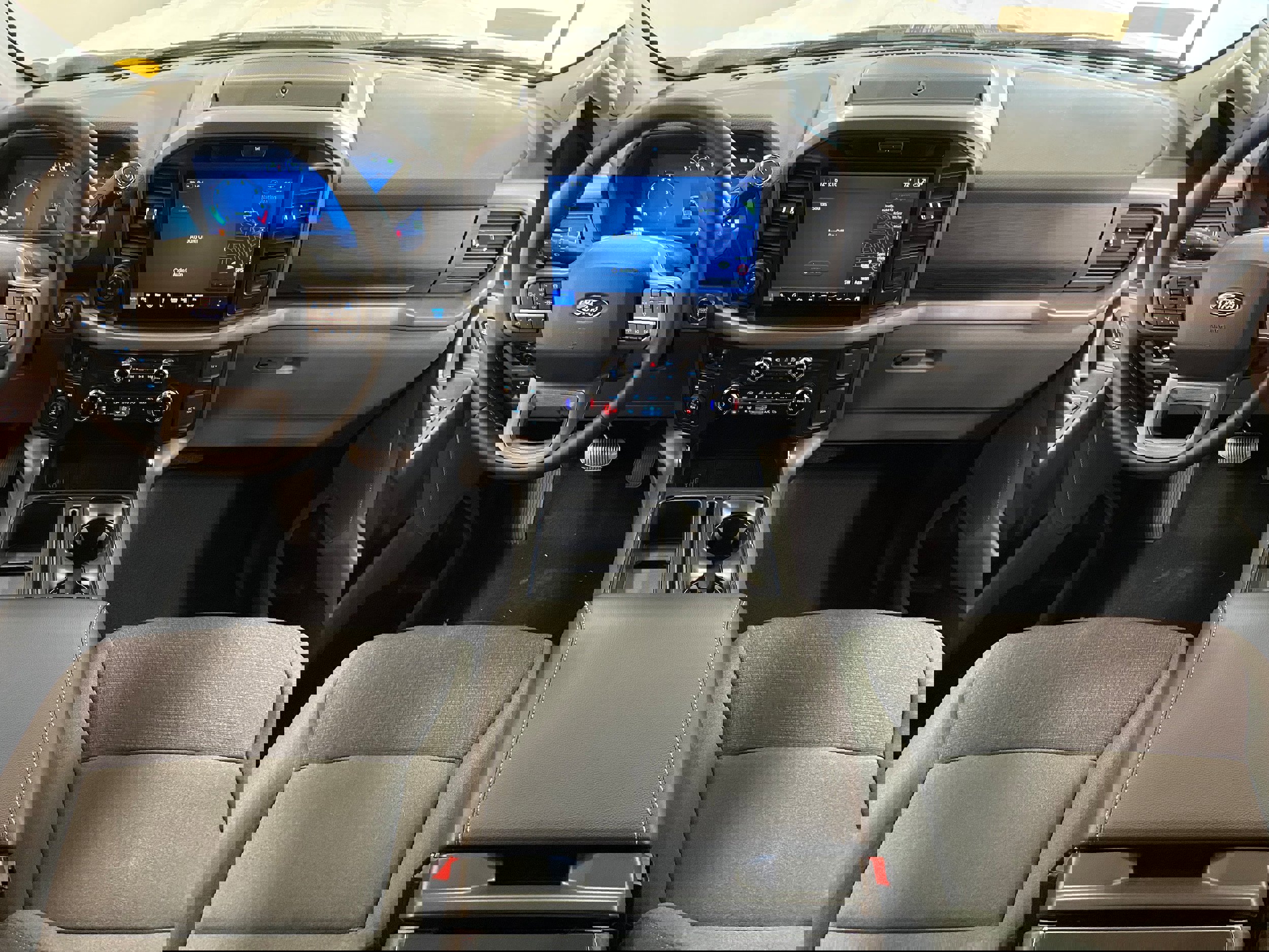 New 2025 Ford F150 XLT w/ Equipment Group 303A High image 10