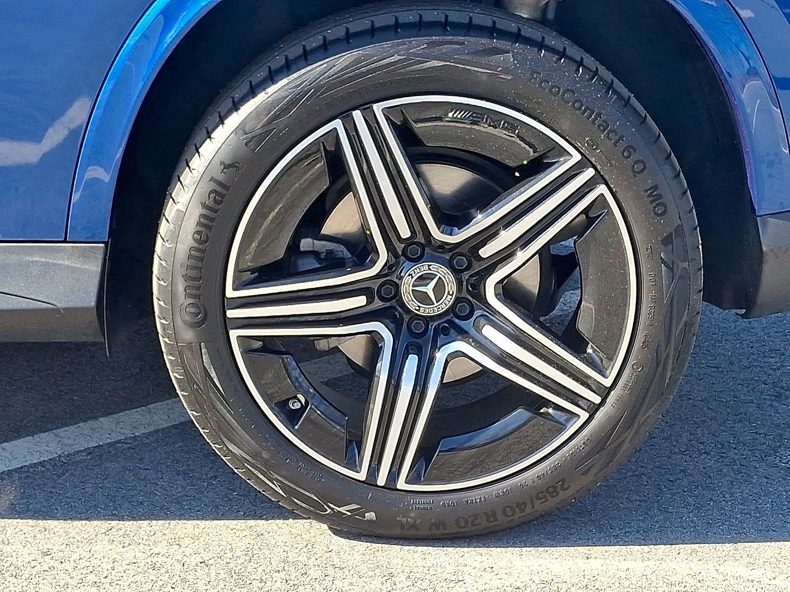 Certified 2025 Mercedes-Benz GLC 300 4MATIC image 8