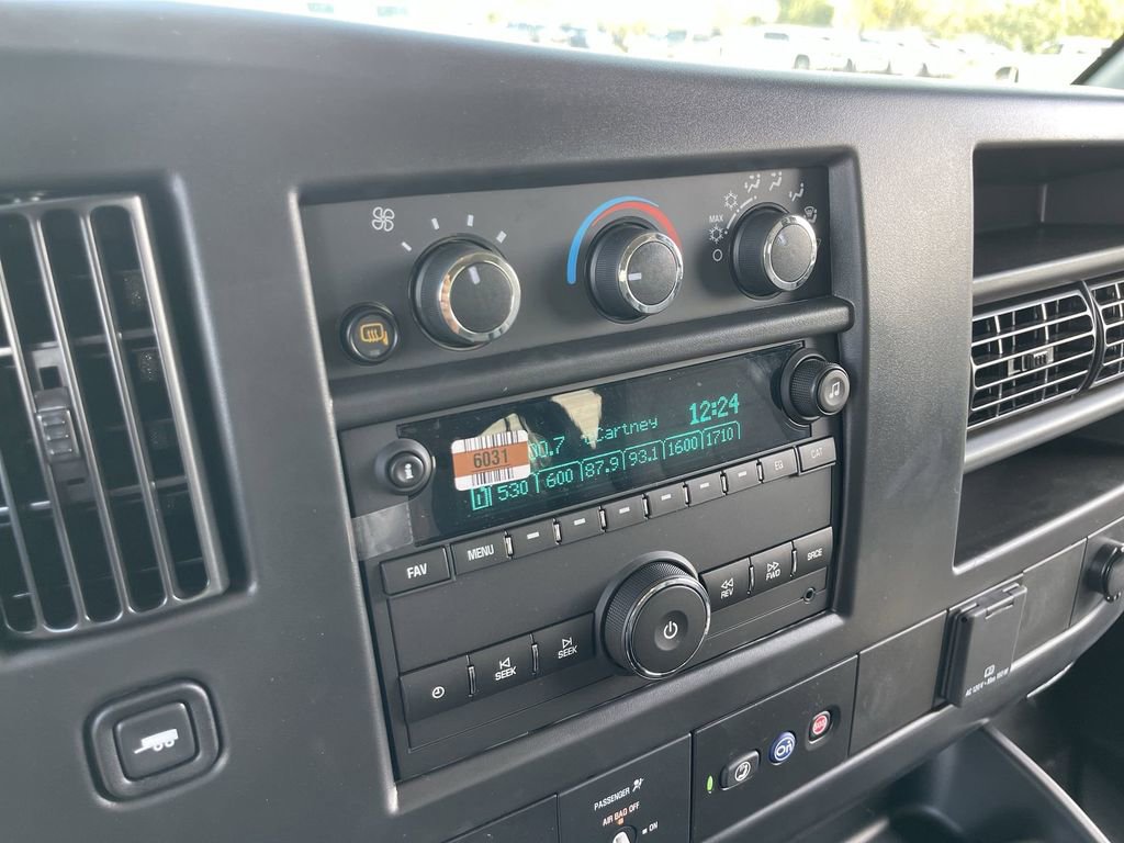 New 2025 GMC Savana 3500 LS image 13