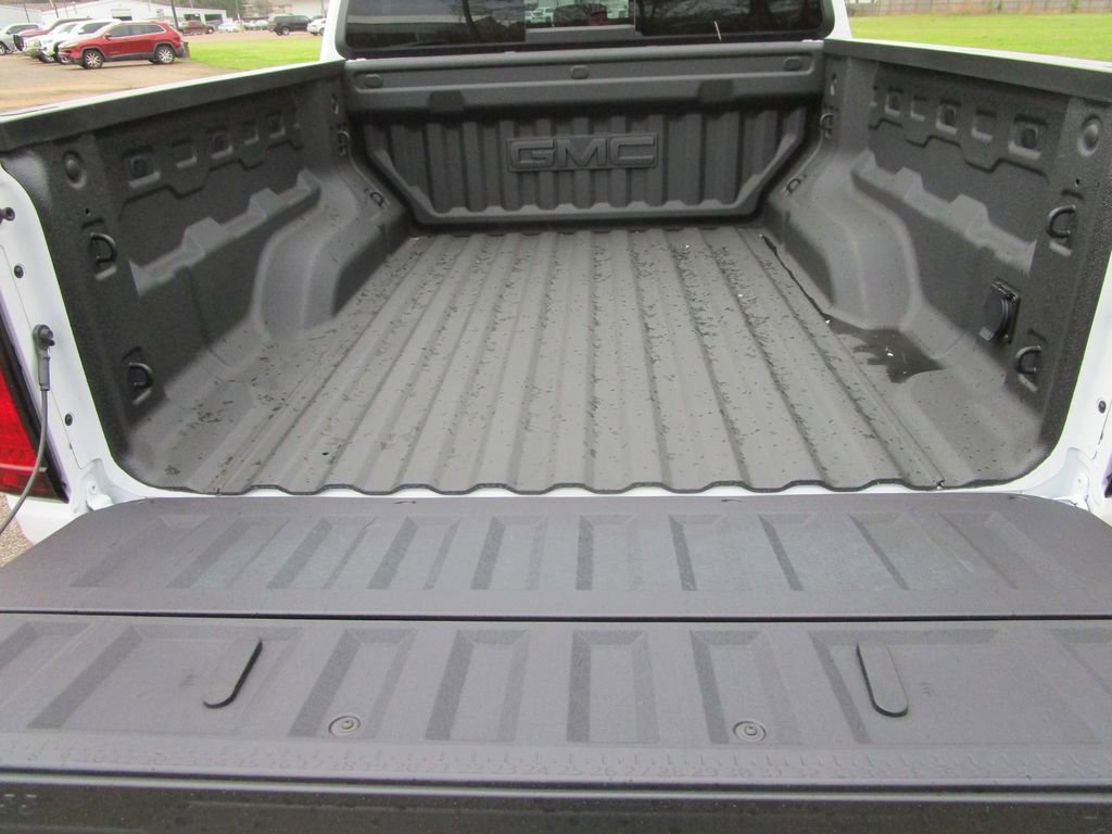 Used 2025 GMC Canyon AT4 w/ Technology Plus Package image 13