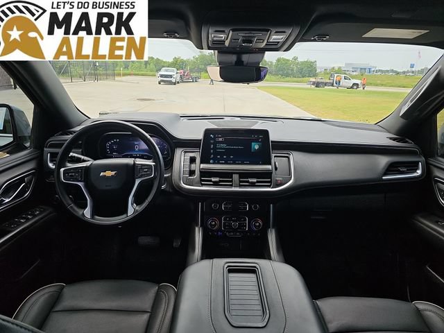 Used 2023 Chevrolet Suburban Premier w/ Premium Package 2 AWD/4WD image 21