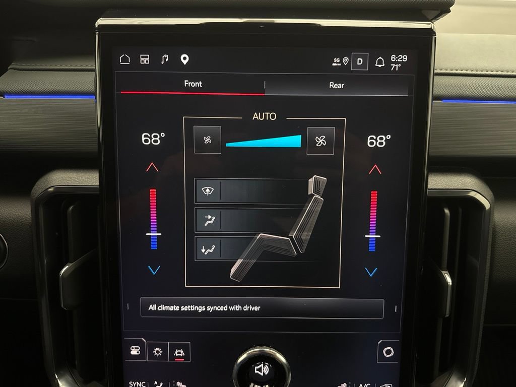 Used 2025 GMC Acadia AT4 w/ LPO, Floor Liner Package AWD/4WD image 39
