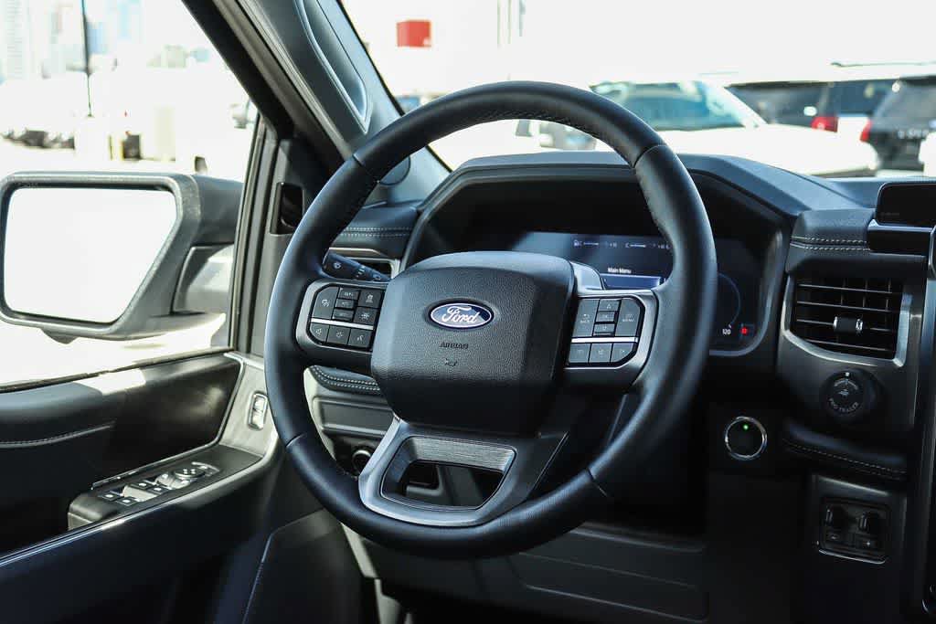 Used 2025 Ford F150 Lightning Flash AWD/4WD image 14