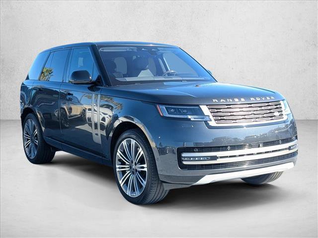 Used 2023 Land Rover Range Rover SE AWD/4WD image 3