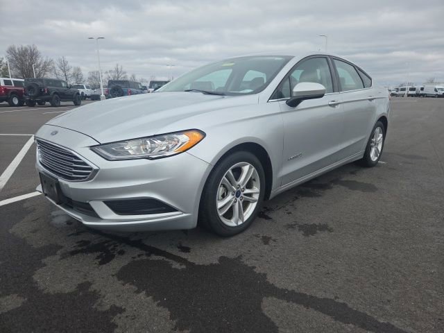 Used 2018 Ford Fusion S FWD image 4