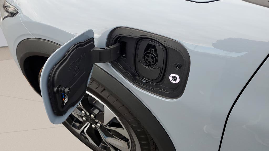 New 2025 Ford Mustang Mach-E Select image 11