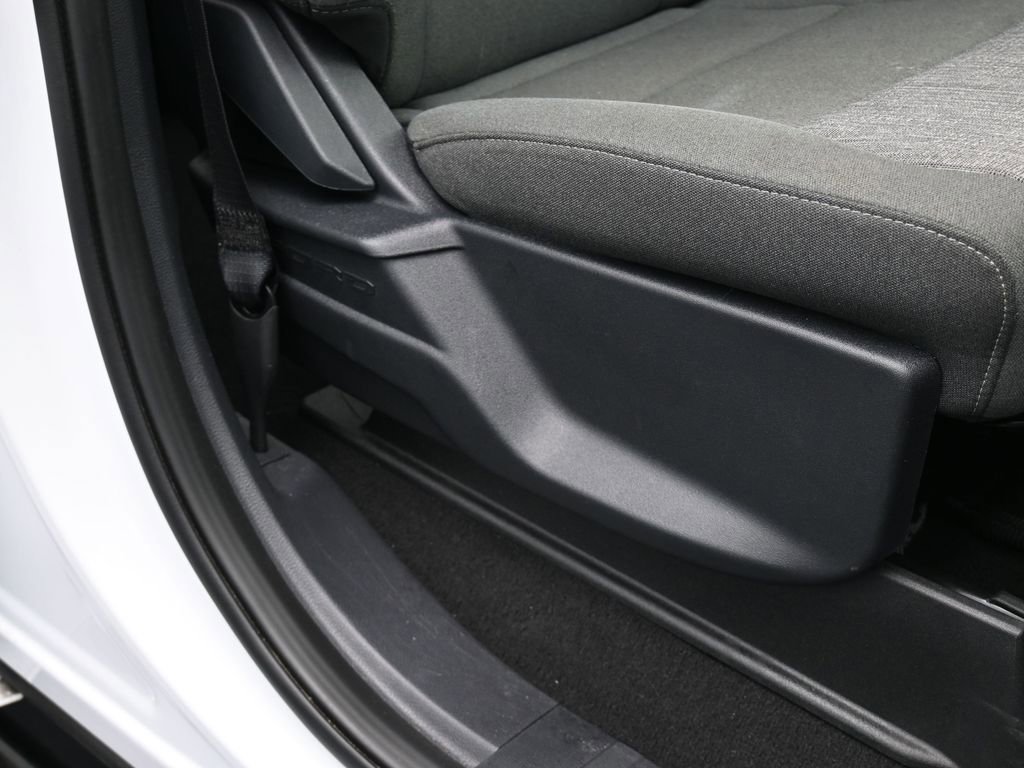 Used 2025 Ford F250 XLT image 44