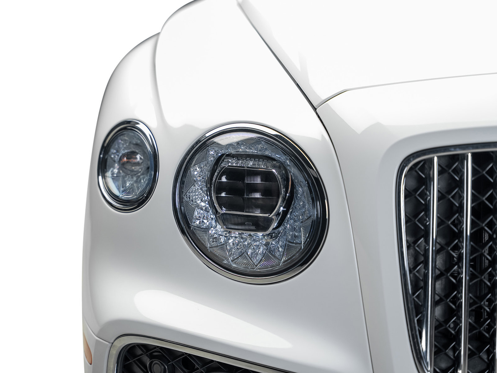 Used 2022 Bentley Flying Spur Plug-In Hybrid AWD/4WD image 3