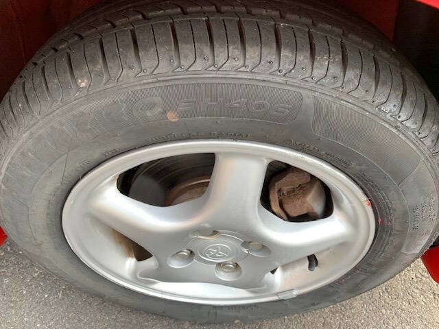 Used 2002 Toyota Echo Sedan image 24