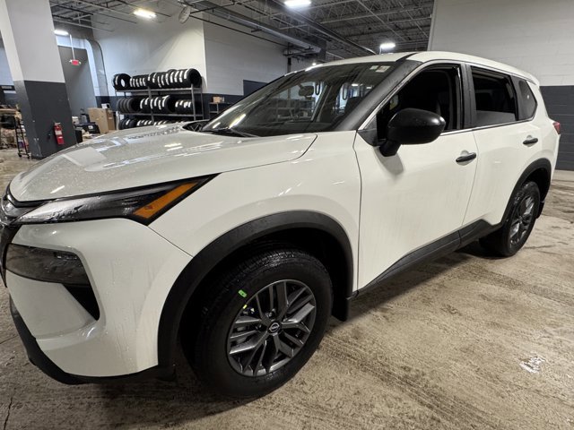 New 2026 Nissan Rogue S image 18