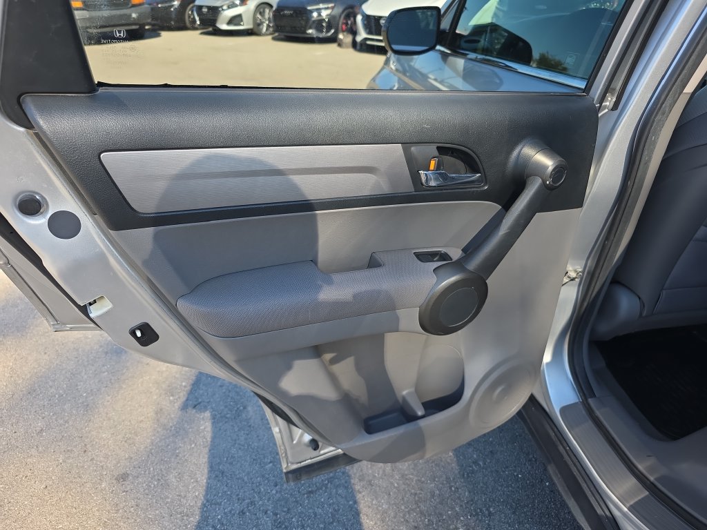 Used 2011 Honda CR-V SE image 37