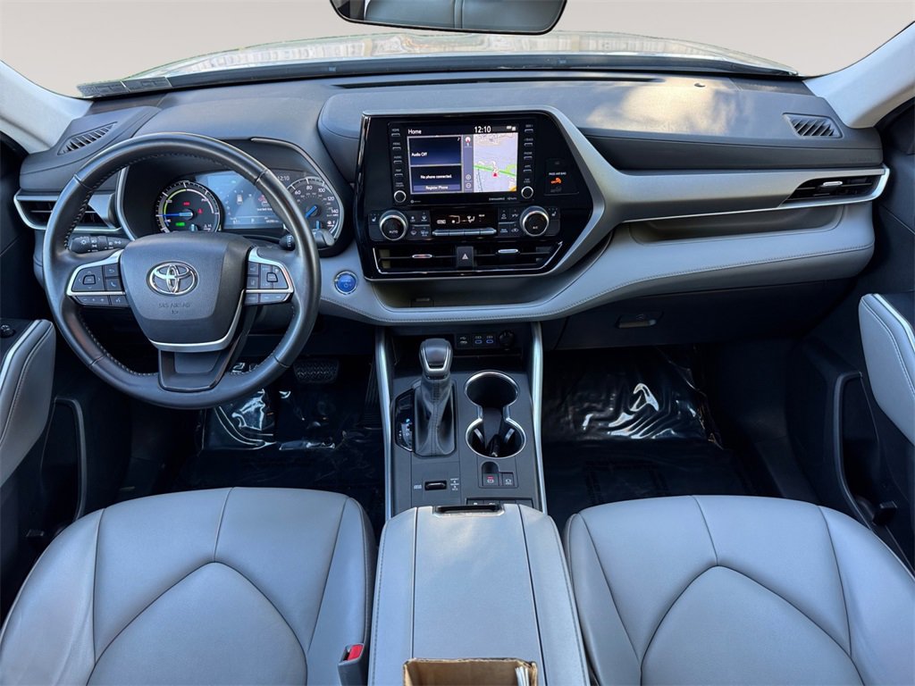 Used 2022 Toyota Highlander XLE image 10