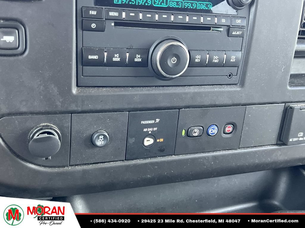 Used 2019 Chevrolet Express 3500 LS RWD image 24