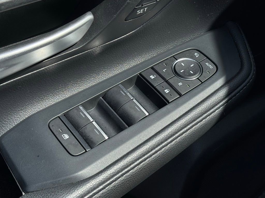 Used 2024 Toyota Grand Highlander Limited image 15