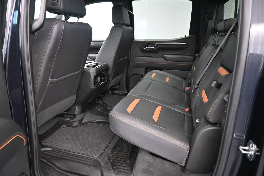 Used 2023 GMC Sierra 1500 AT4 w/ AT4 Premium Package AWD/4WD image 18