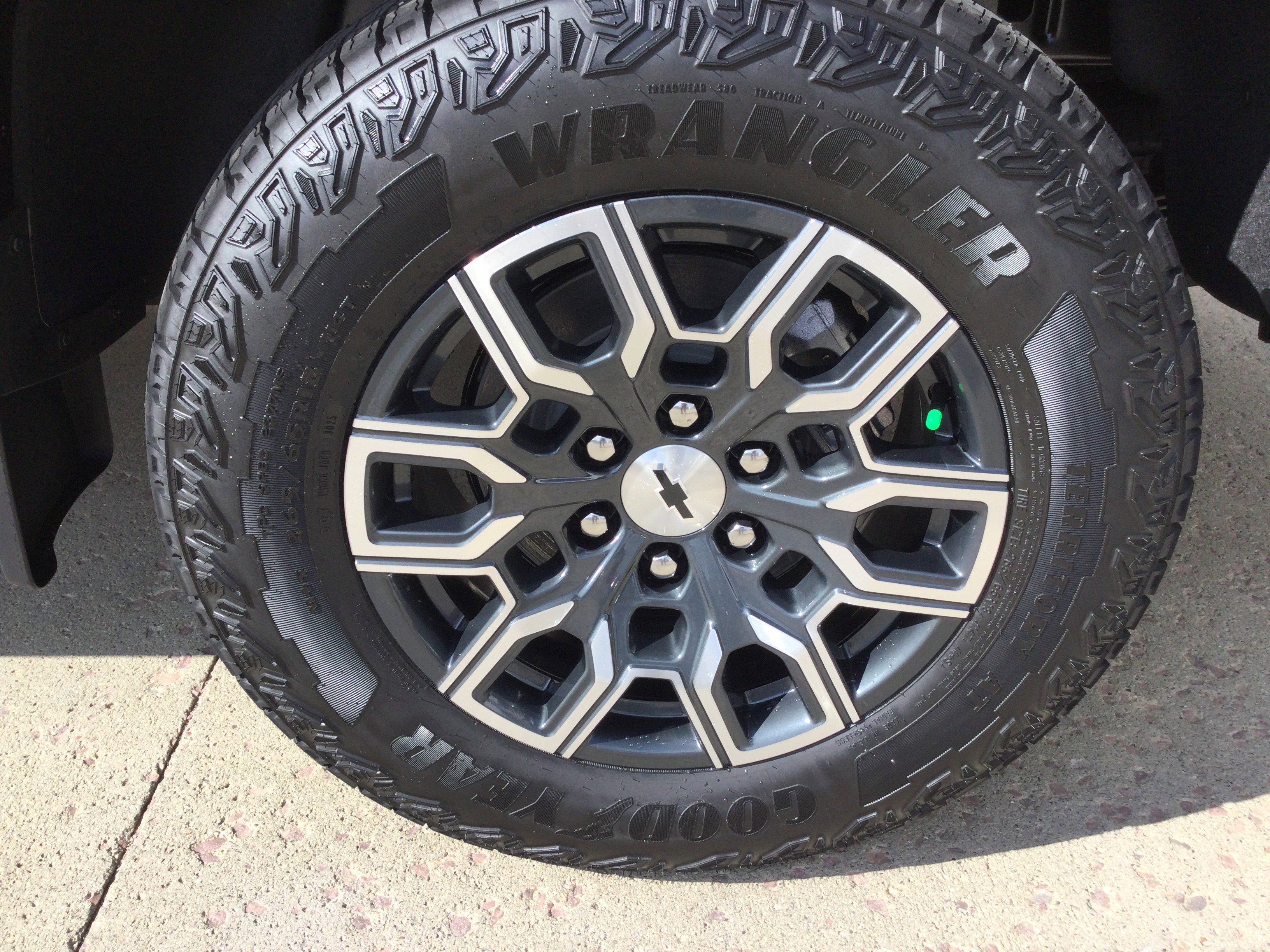 New 2026 Chevrolet Colorado Z71 w/ Technology Package image 5