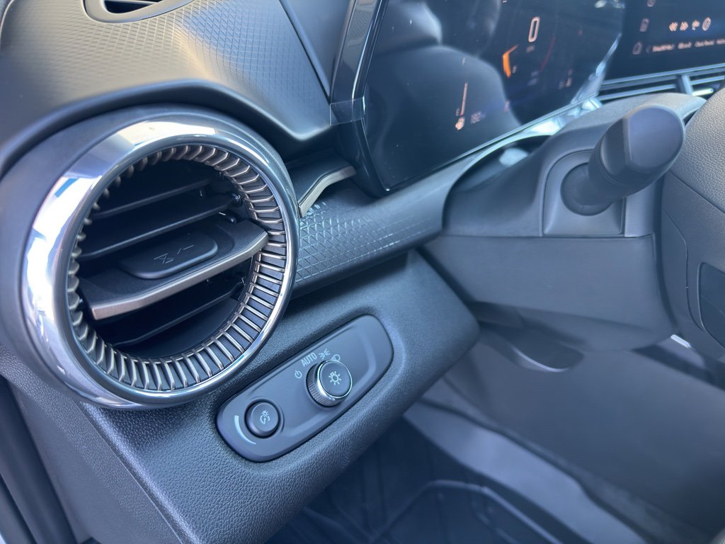 New 2026 Chevrolet Trax ACTIV w/ Driver Confidence Package image 11