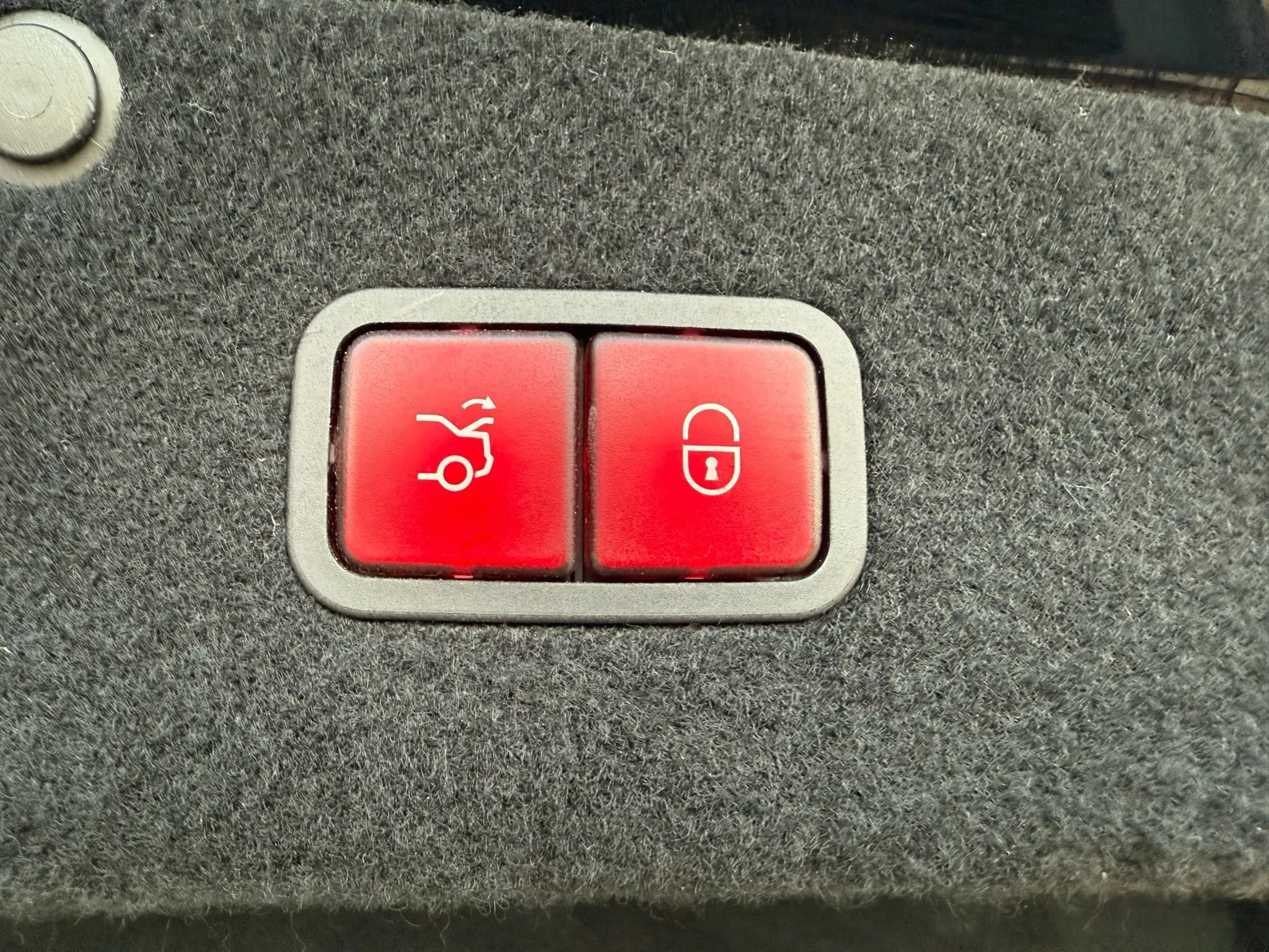 Used 2015 Mercedes-Benz S 550 4MATIC Sedan image 13