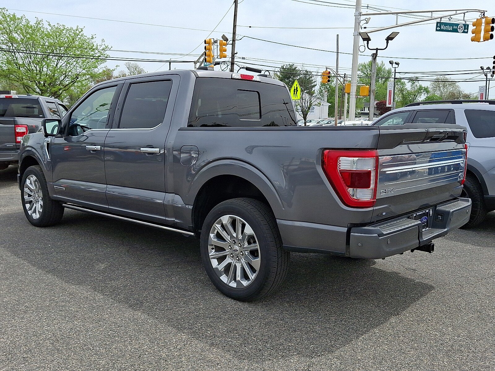 Certified 2023 Ford F150 Limited AWD/4WD image 4