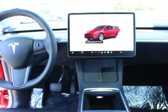 Used 2024 Tesla Model Y Long Range AWD/4WD image 11