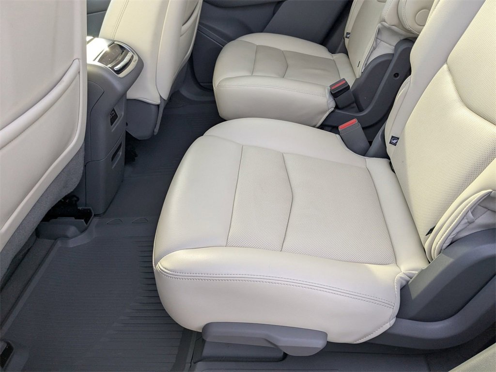 Certified 2024 Cadillac XT6 Premium Luxury w/ LPO, Floor Liner Package image 23