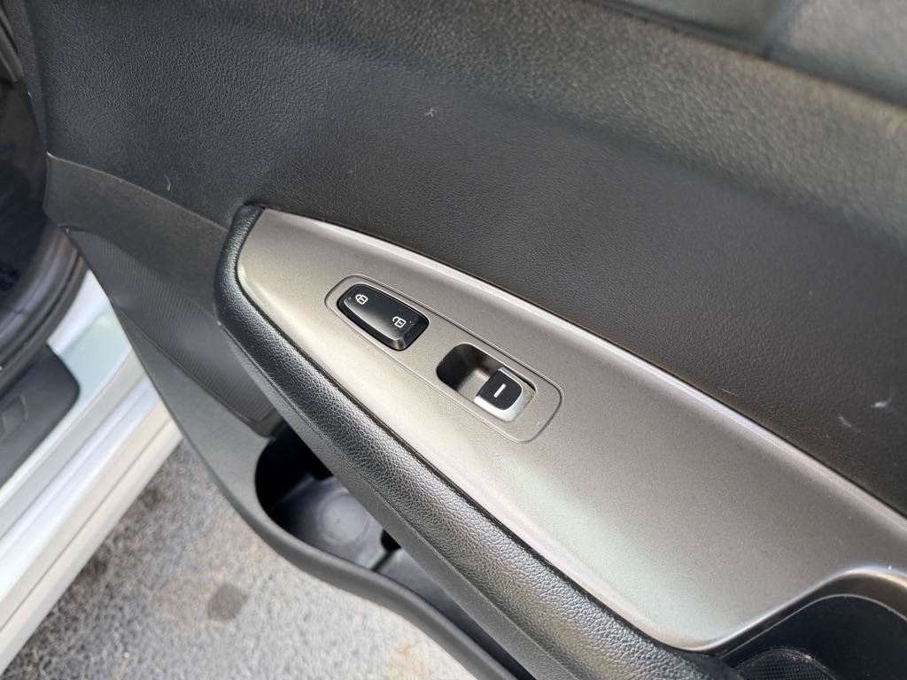 Used 2020 Kia Optima LX FWD image 21