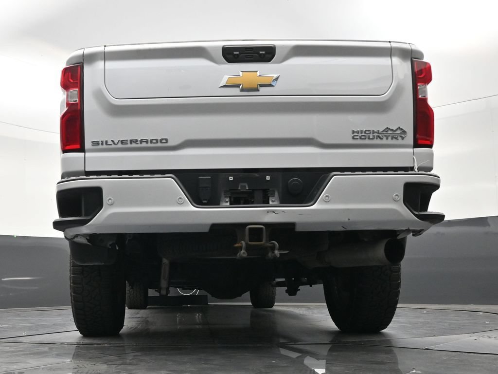 Used 2024 Chevrolet Silverado 3500 High Country w/ High Country Premium Package AWD/4WD image 23