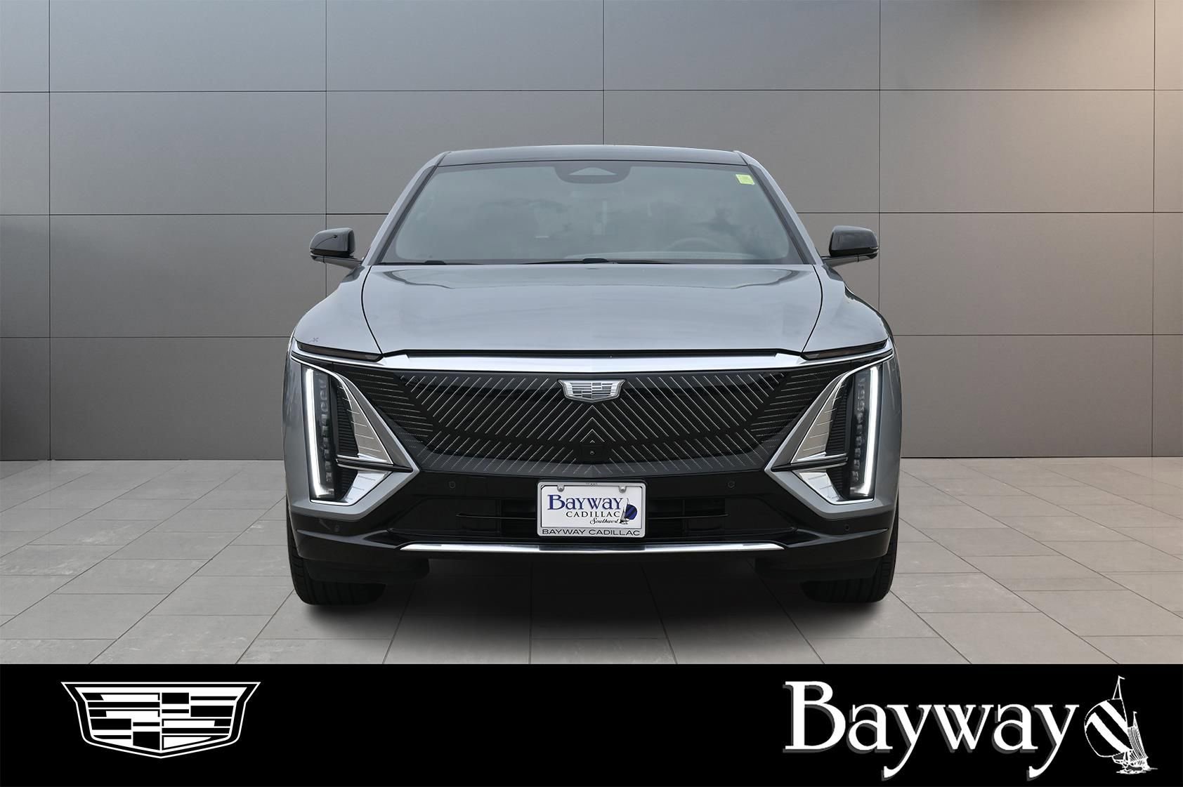 Used 2025 Cadillac Lyriq Luxury RWD image 2