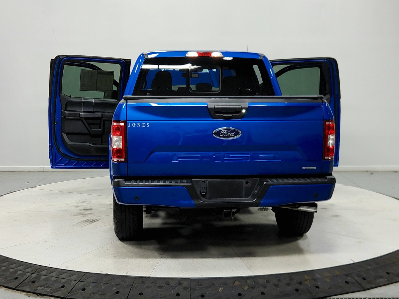 Used 2019 Ford F150 XLT w/ Equipment Group 302A Luxury AWD/4WD image 15