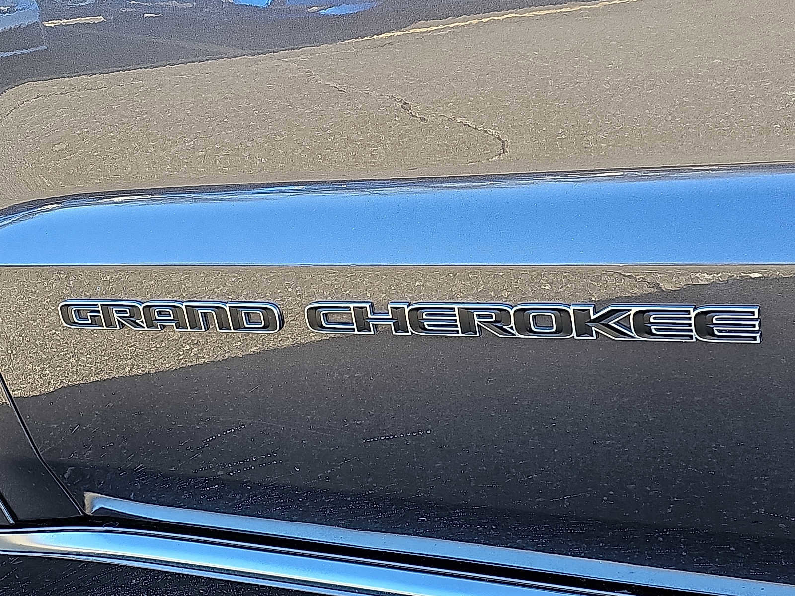 Used 2019 Jeep Grand Cherokee Summit w/ Platinum Series Group image 35