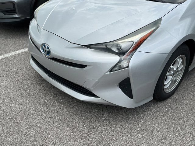 Used 2016 Toyota Prius Two FWD image 16