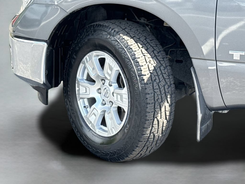 Certified 2019 Nissan Titan SV AWD/4WD image 46