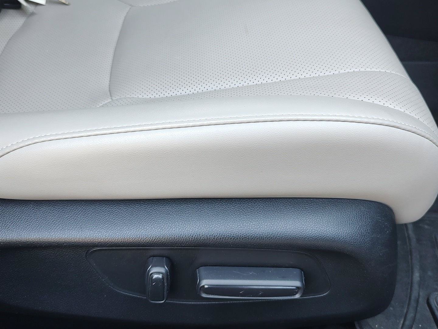 Used 2023 Honda Accord Touring image 5