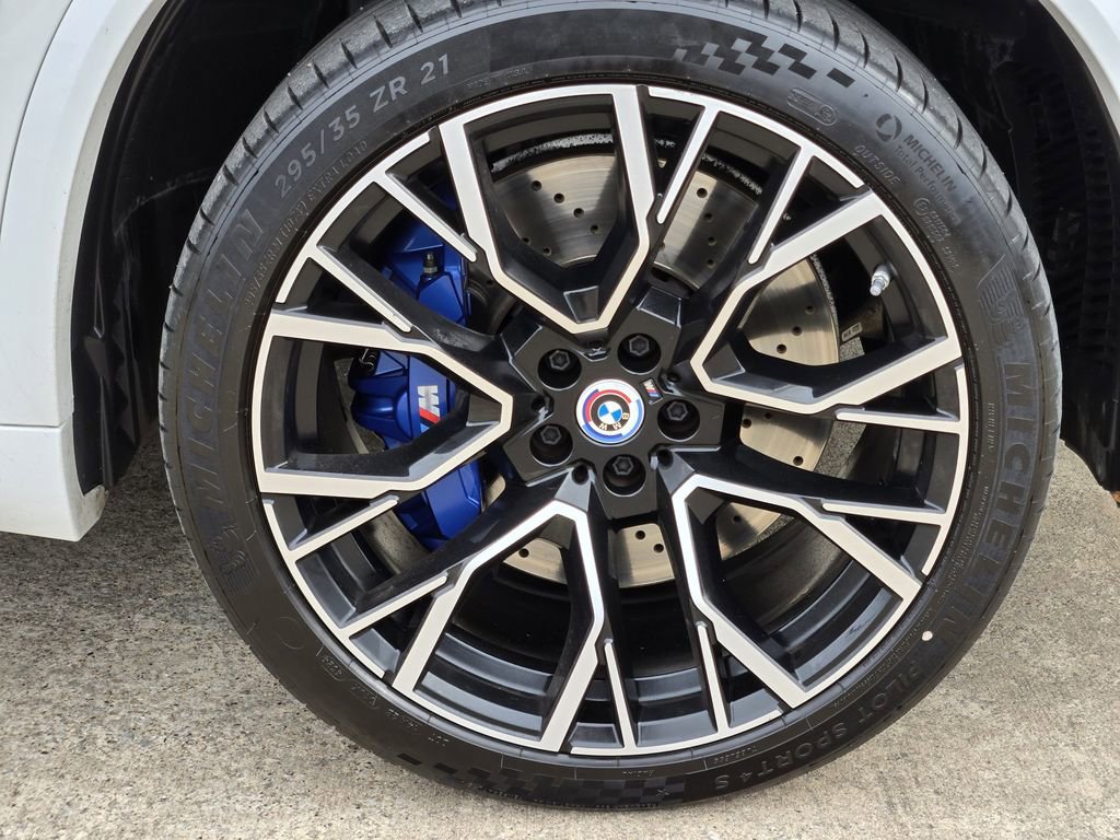 Used 2023 BMW X5 M w/ Competition Package image 15