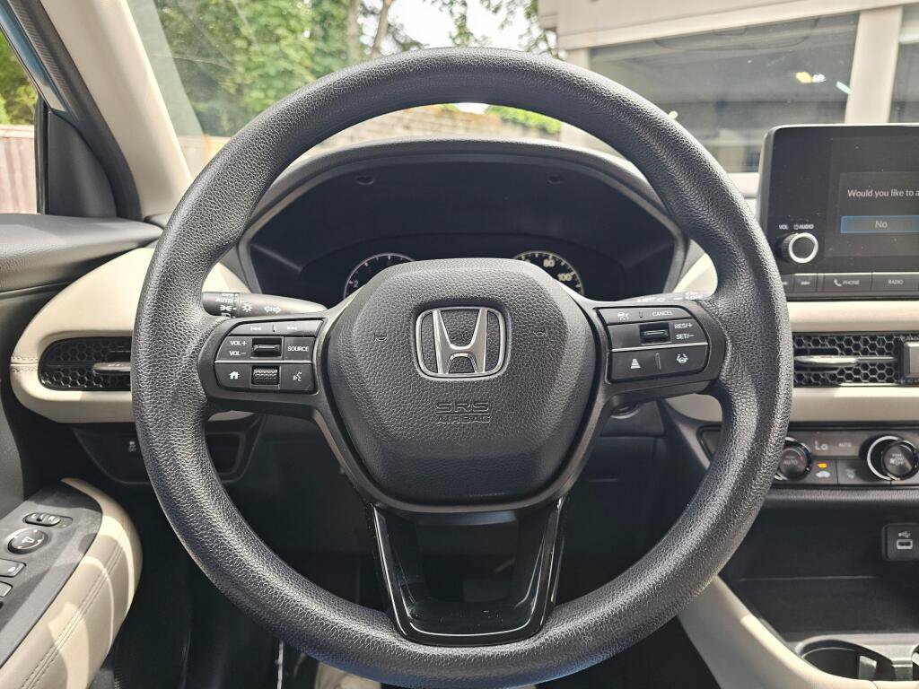 Used 2024 Honda HR-V LX image 23