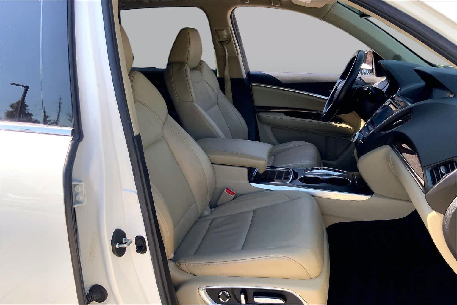Used 2019 Acura MDX FWD image 9