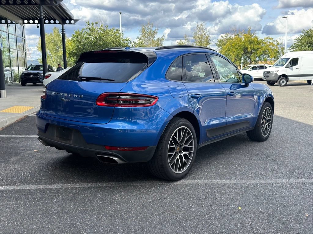 Used 2018 Porsche Macan AWD/4WD image 8