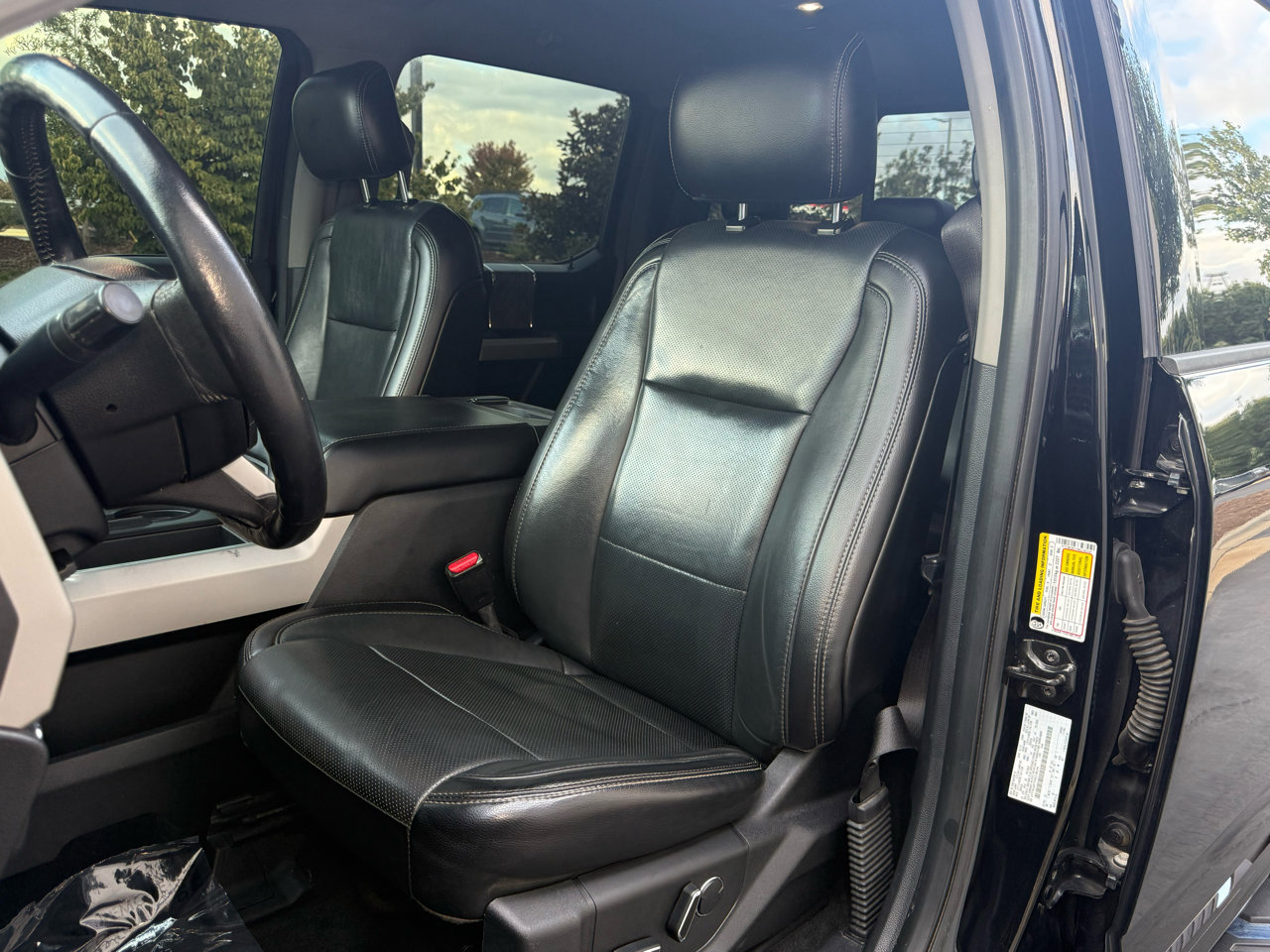 Used 2017 Ford F250 Lariat w/ Lariat Value Package image 11