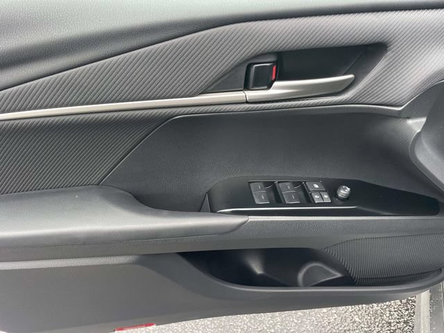 Used 2026 Toyota Camry SE FWD image 39
