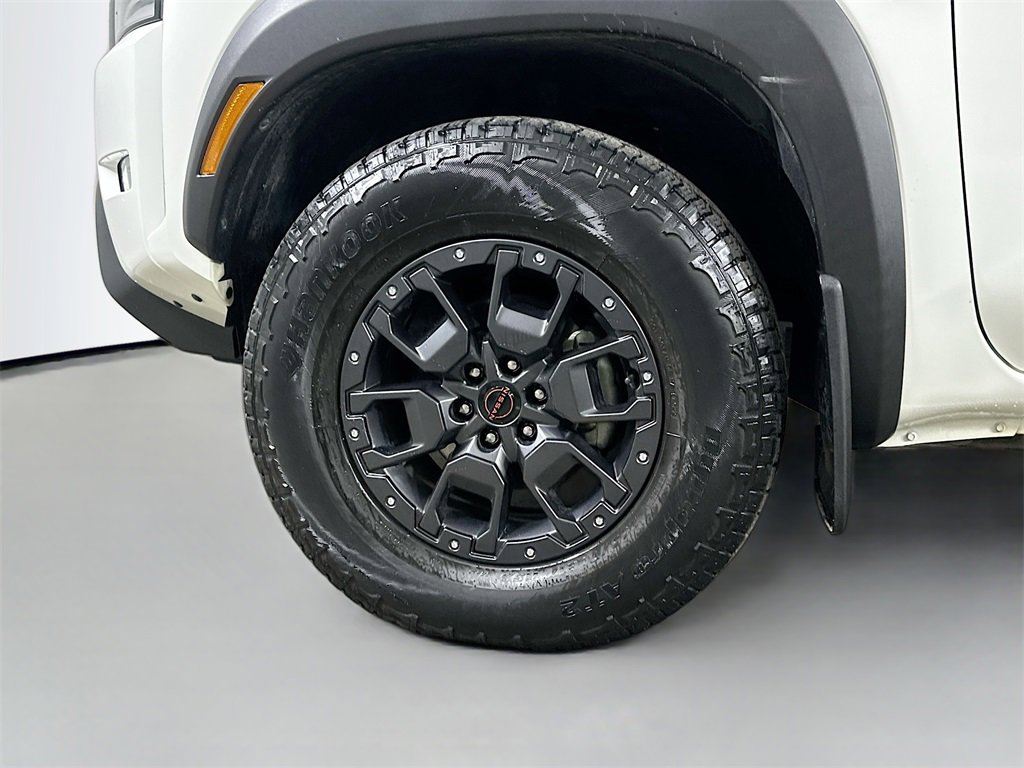 Used 2022 Nissan Frontier PRO-4X w/ Pro-4X Premium Package image 8