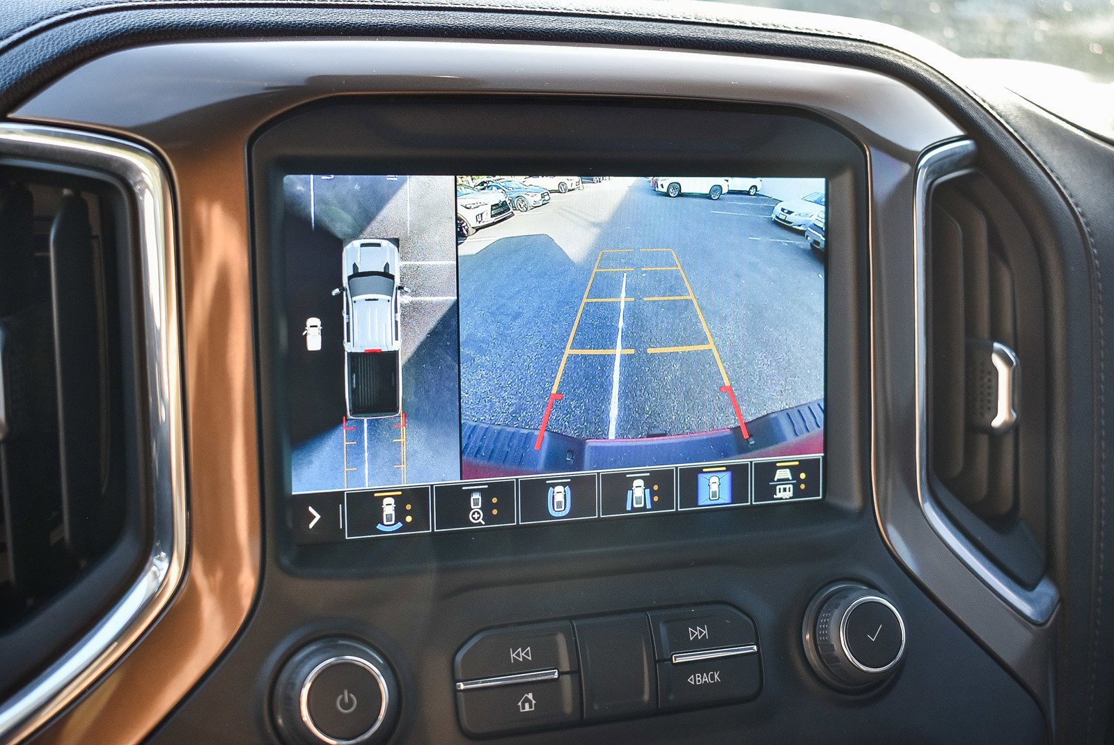 Used 2021 Chevrolet Silverado 3500 High Country w/ Z71 Off-Road Package image 22