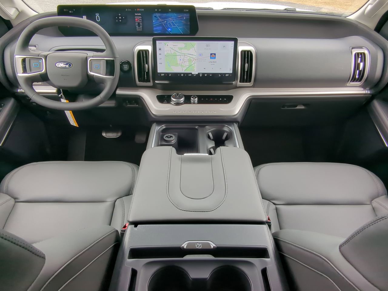 New 2026 Ford Expedition Active image 13