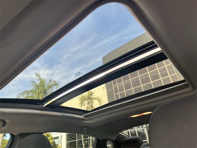 Used 2023 Chevrolet Malibu LT image 16