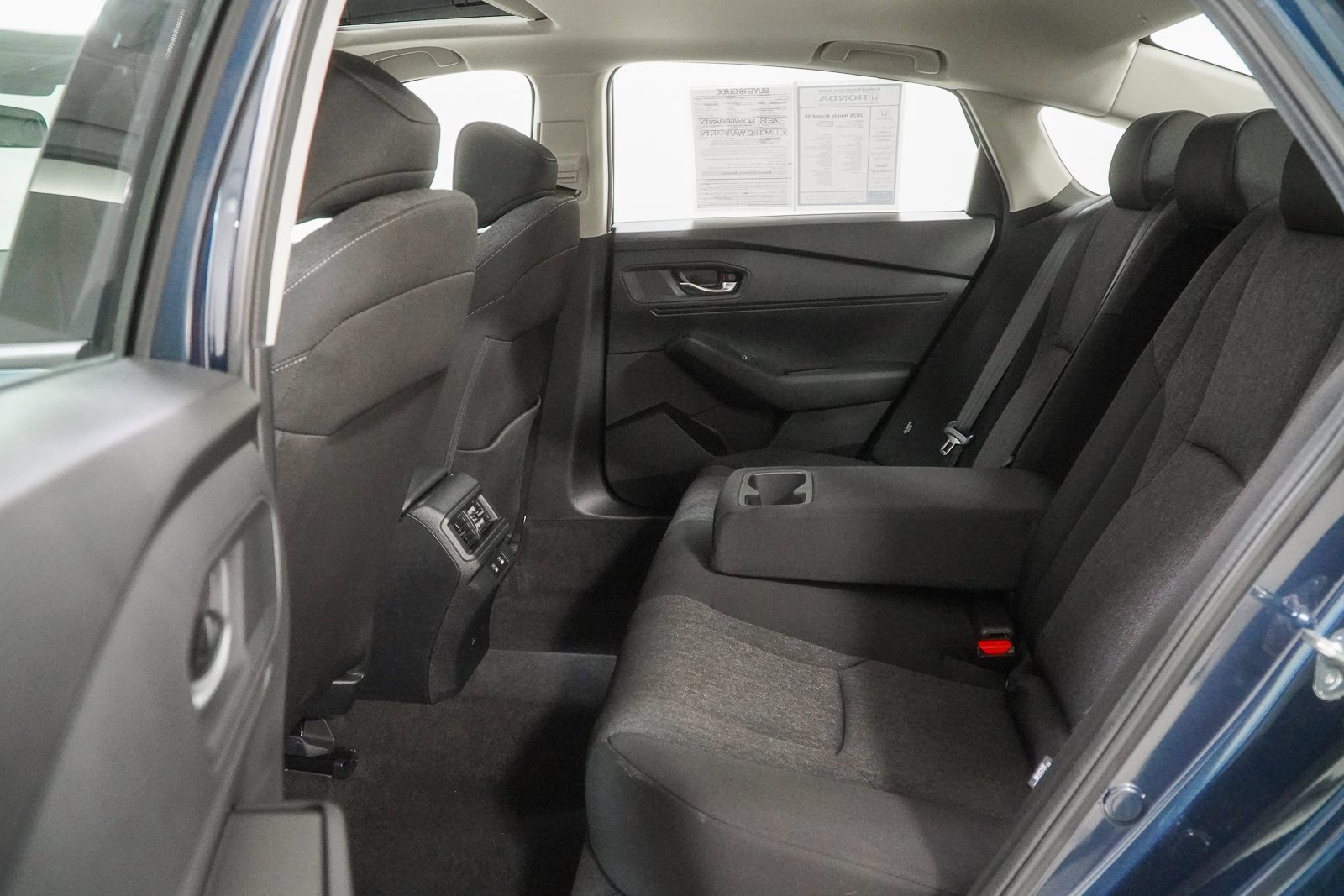 Certified 2025 Honda Accord SE image 38