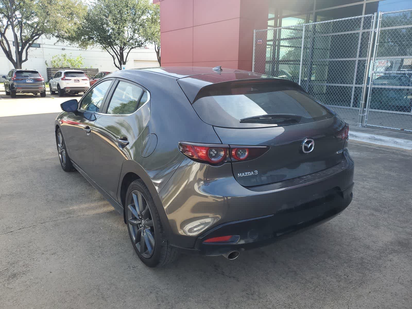Used 2019 MAZDA MAZDA3 Hatchback FWD image 4