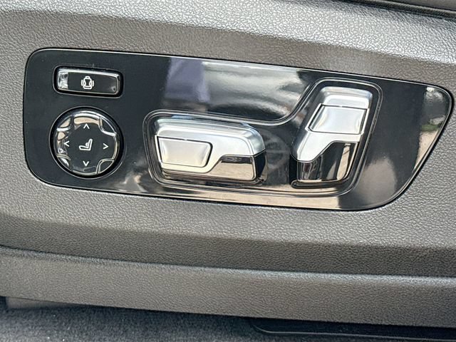 Used 2023 BMW X7 M60i w/ Executive Package AWD/4WD image 26
