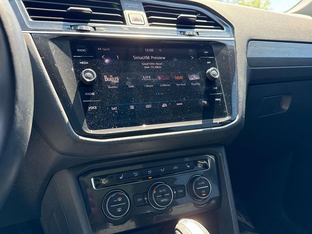 Used 2019 Volkswagen Tiguan SEL image 9