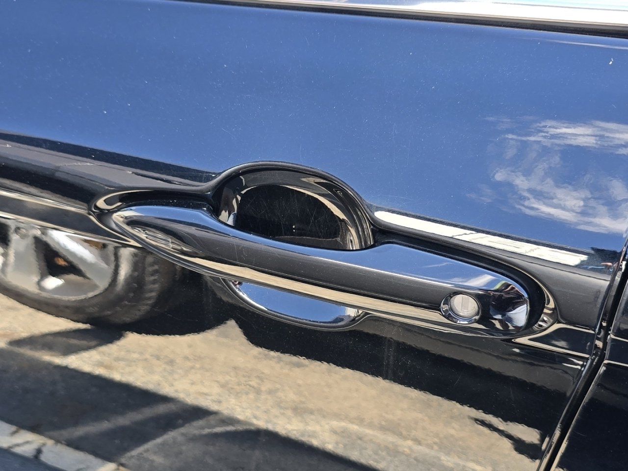 Used 2025 Toyota Camry XLE AWD/4WD image 21